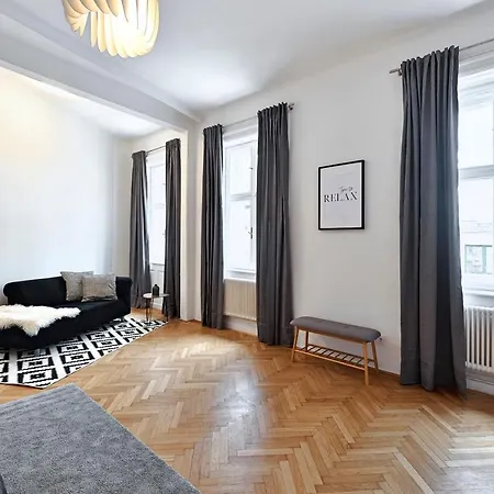 Stylish In The Centre Of Appartement